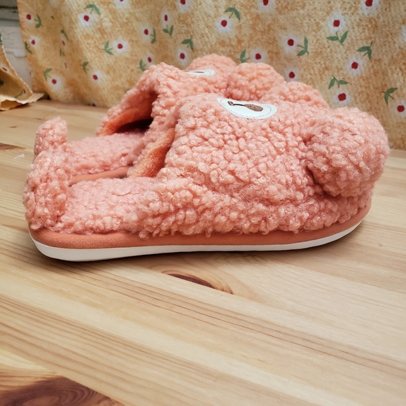 Slipper - Picture 2 of 2